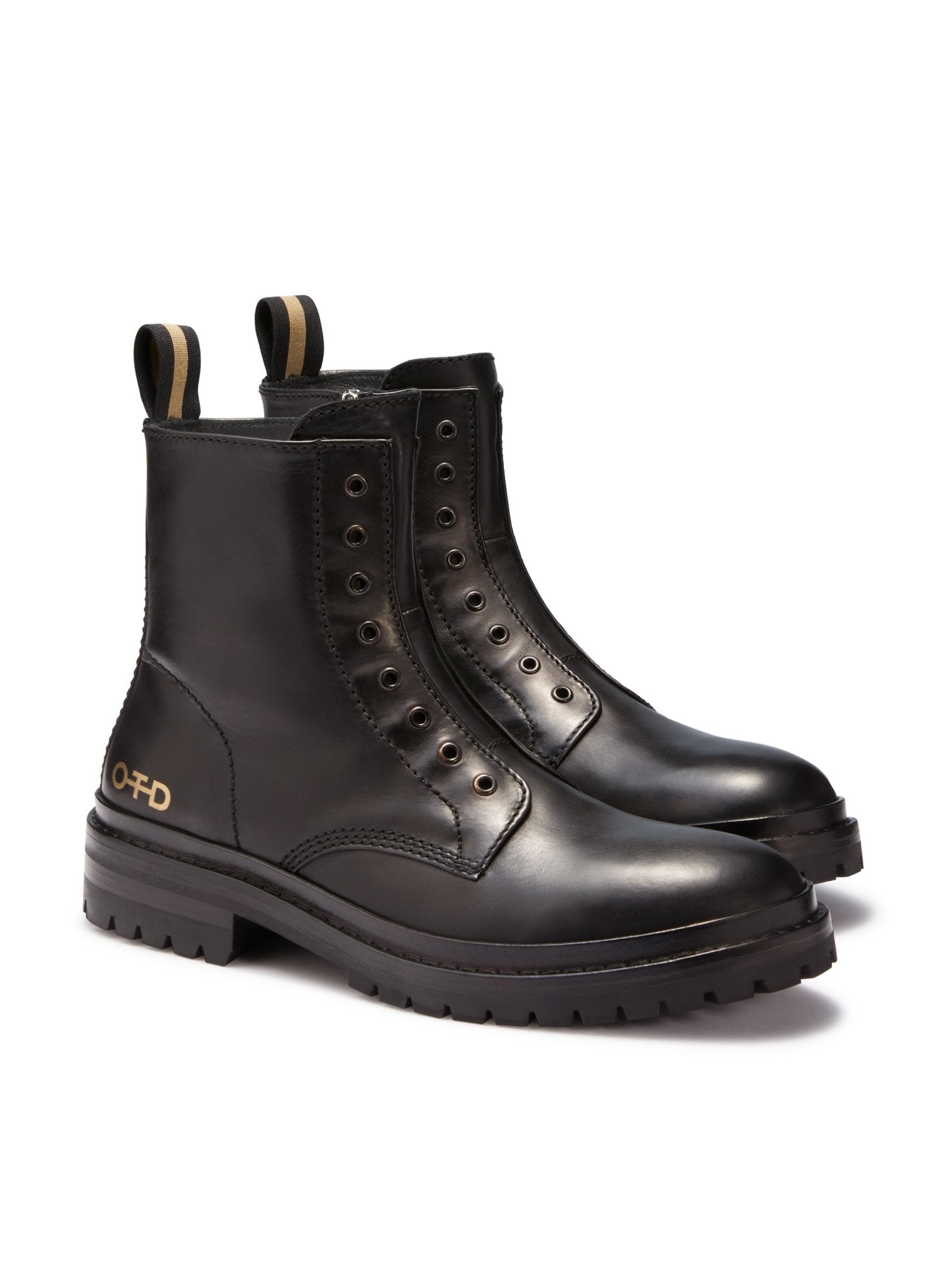 Laceless Leather Combat Boots - StepByStep