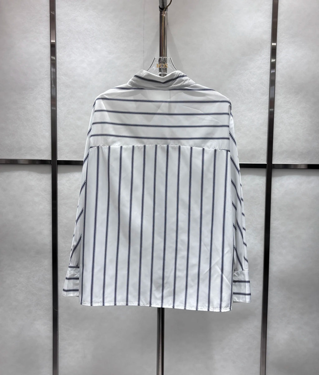 Camicia  ricamata con risvolto da donna a maniche lunghe a righe blu