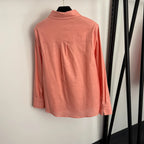 Camicia di lino a maniche lunghe versatile in tinta unita con ricamo semplice