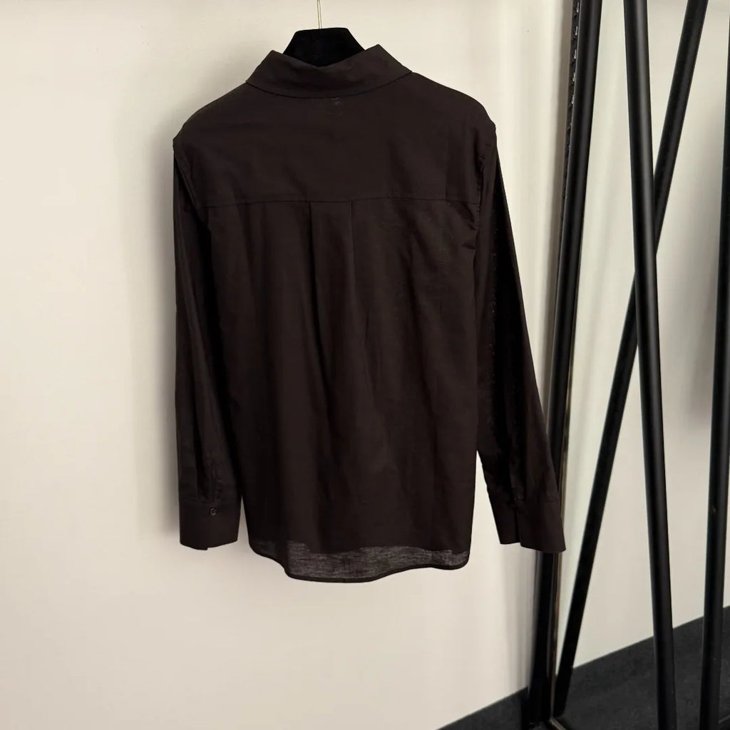 Camicia di lino a maniche lunghe versatile in tinta unita con ricamo semplice