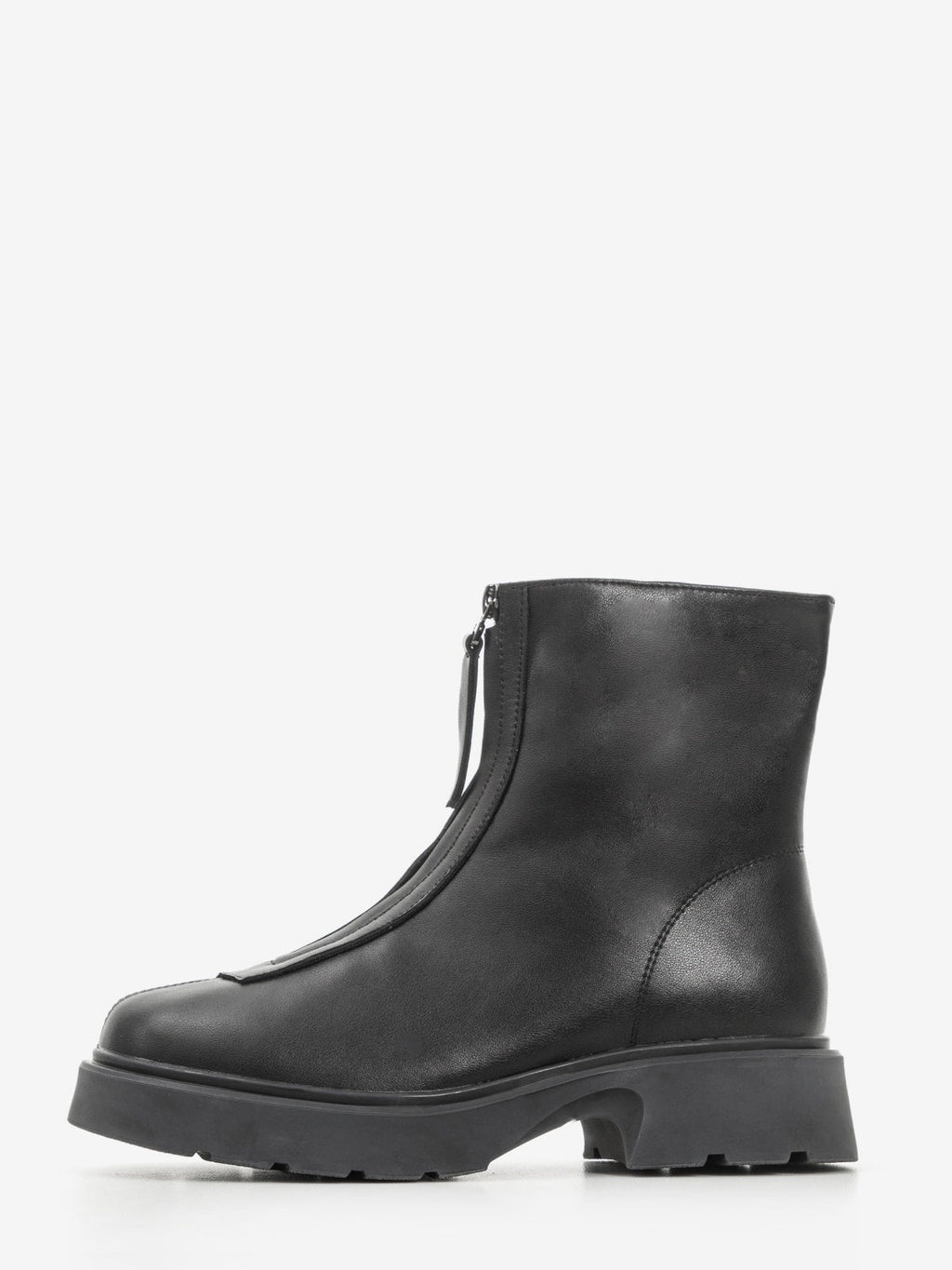 Women's leather shoes