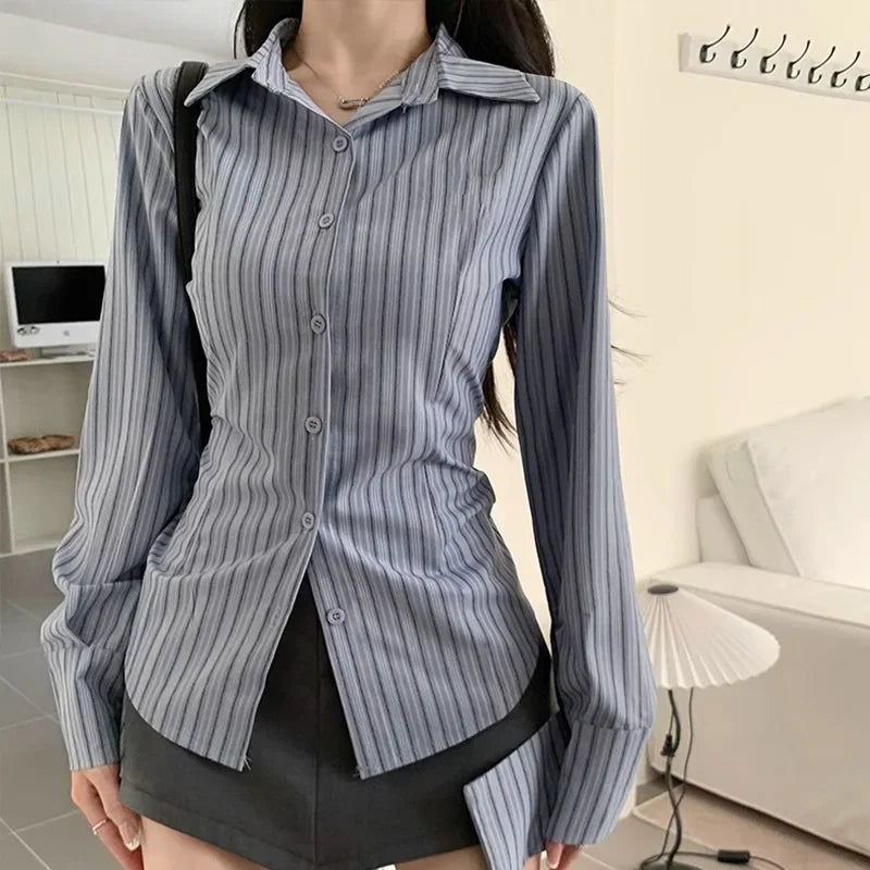 Camicia coreana a maniche lunghe a righe blu da donna Design Vita