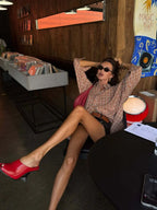 Camicia scozzese da donna, stile vintage americano, vestibilità rilassata.