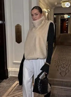 2025 New Fashion Pelliccia sintetica Sable Vest Crop Top Autunno Inverno Dolcevita Eco Pelliccia di visone Canotte Giacca senza maniche Cappotto