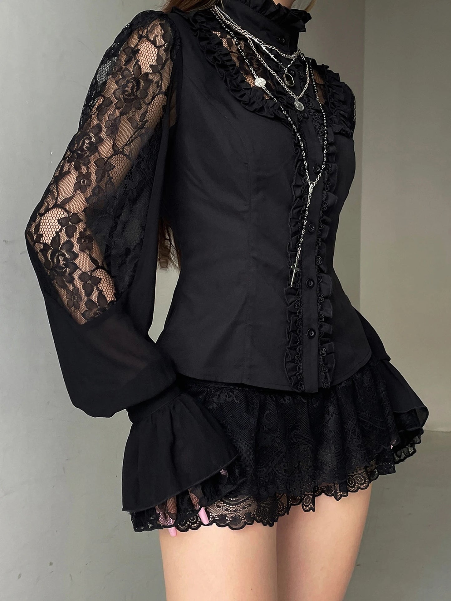 Elegante camicetta ricamata floreale a maniche lunghe con scollo a V Top patchwork in pizzo