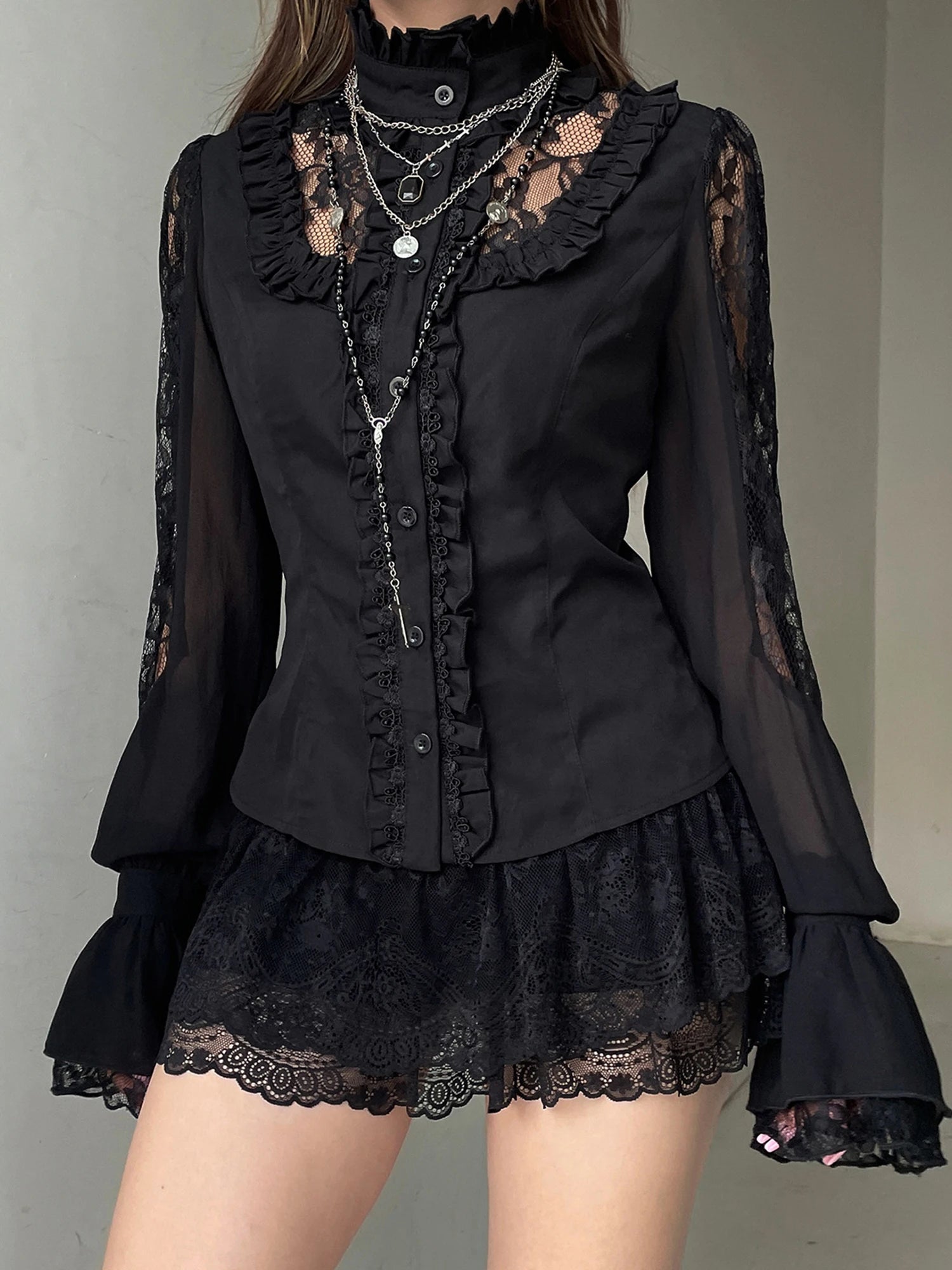 Elegante camicetta ricamata floreale a maniche lunghe con scollo a V Top patchwork in pizzo