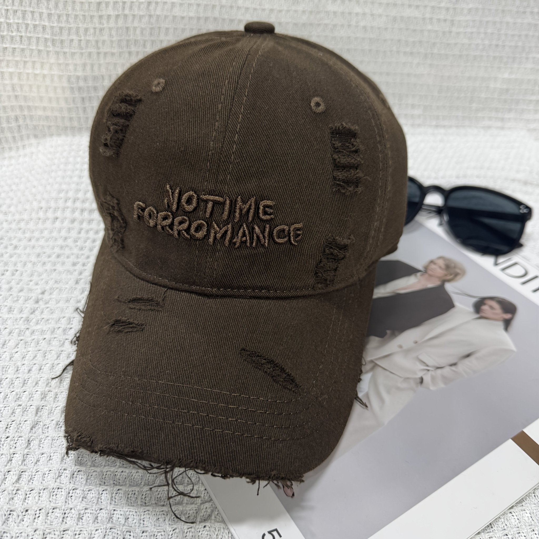 Berretto da baseball lavato invecchiato con ricamo di lettere - StepByStepNow