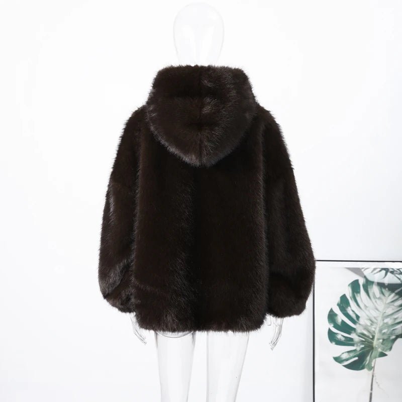 Cappotto da donna in pelliccia sintetica con cappuccio - StepByStepNow