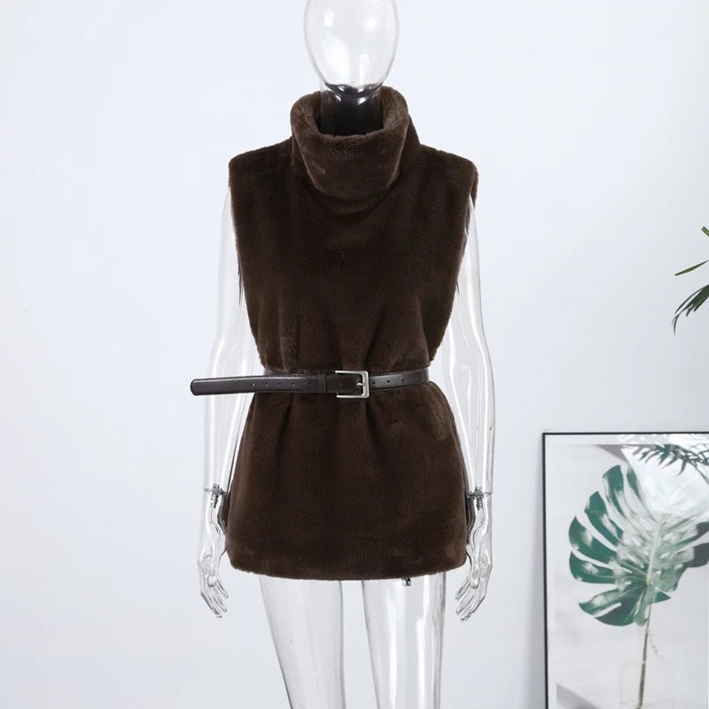 Cappotto da donna in pelliccia sintetica con cappuccio - StepByStepNow