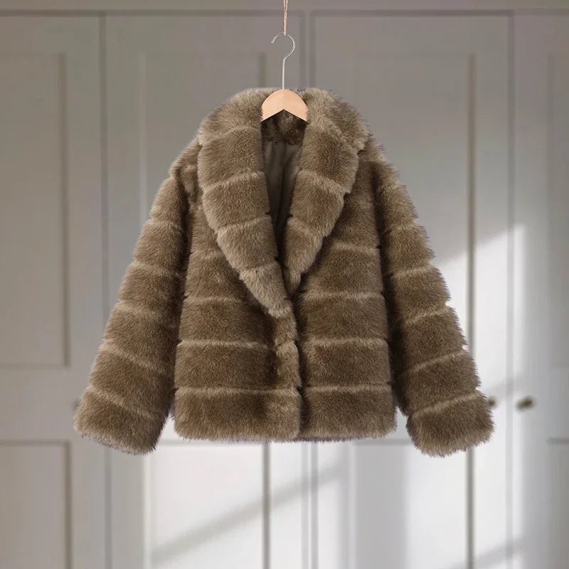 Cappotto Ecologico da Donna in Finta Pelliccia Trendy - StepByStepNow