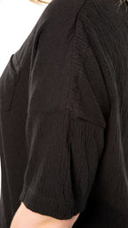 Crinkle Cotton Relaxed V - Neck (Black) - StepByStep