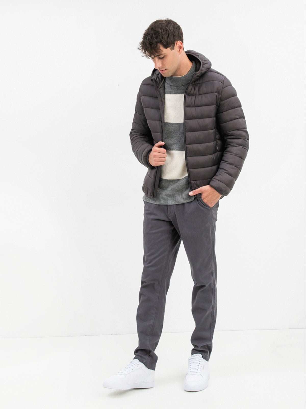 Demisezoninė vyriška striukė - StepByStep