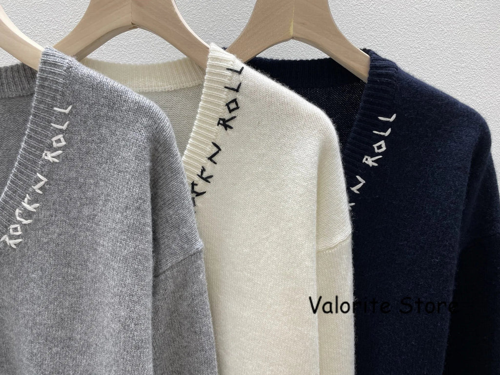 Donna 2025FW Grigio Bianco Navy Cashmere Pullover Scollo a V Lettere Ricamo Maniche lunghe Moda Maglieria Polsini Rotolo - StepByStepNow