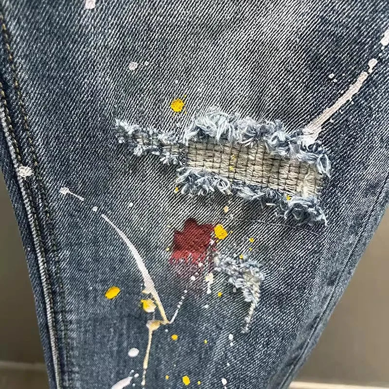 Jeans da uomodi High Street Distressed Graffiti Patch - StepByStepNow