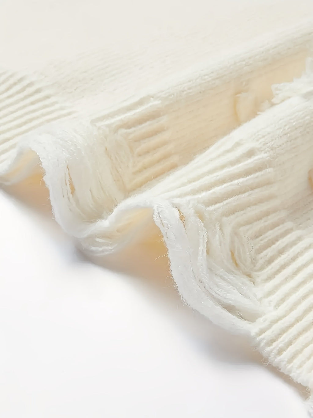 Maglione pullover strappato in tessuto lavorato a maglia effetto consumato. - StepByStepNow