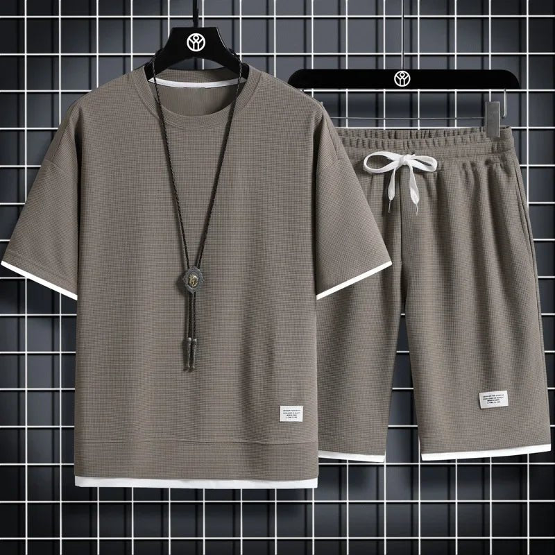 Men's Preppy Style Travel Top - Lightweight All - Season Tee - StepByStepNow