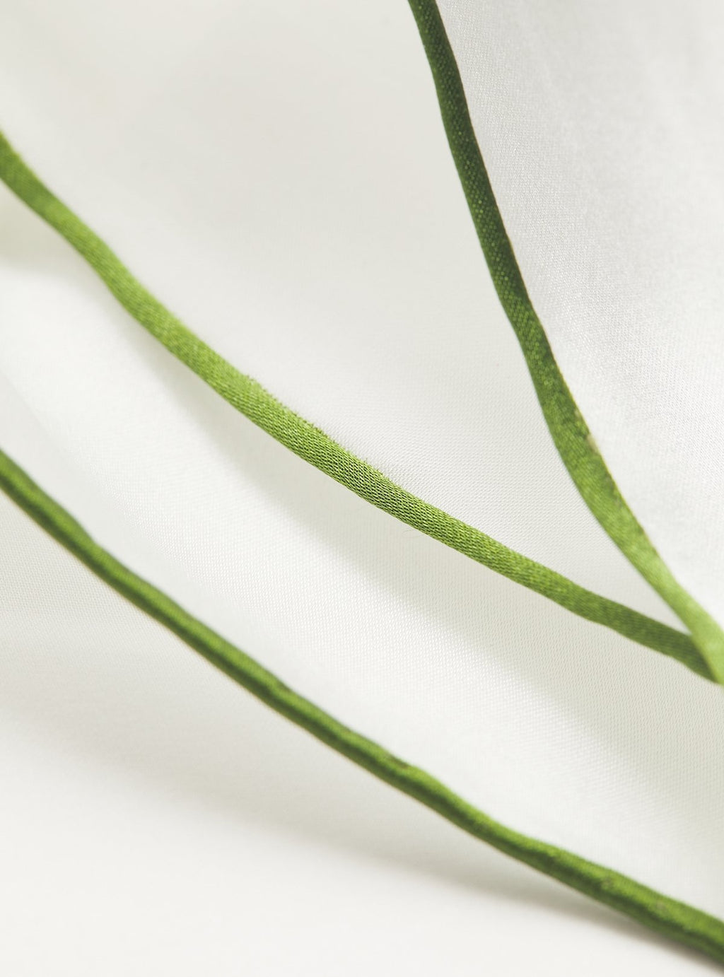 Pochette in seta tinta unita - StepByStep