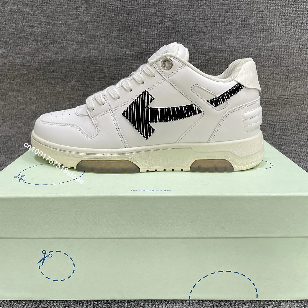 Scarpe da skateboard bianche/nere di alta qualità per uomo e donna Scarpe da ginnastica basse casual estive alla moda per passeggiate - StepByStepNow