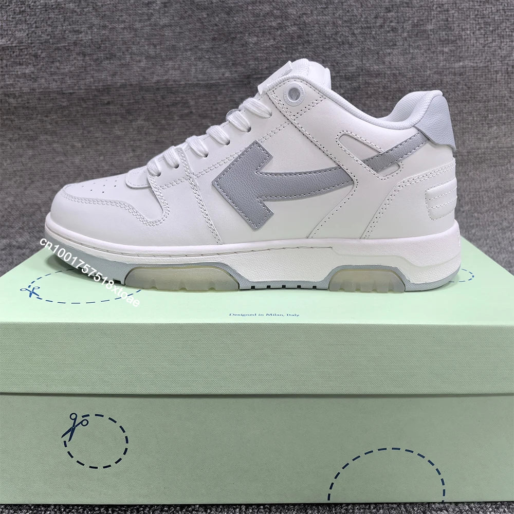 Scarpe da skateboard bianche/nere di alta qualità per uomo e donna Scarpe da ginnastica basse casual estive alla moda per passeggiate - StepByStepNow