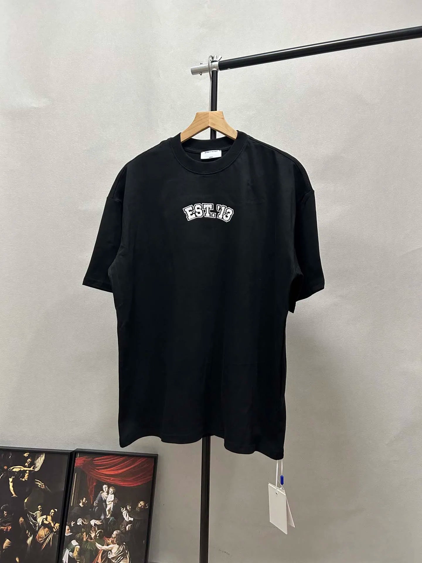 Unisex Oversize Arrow Logo T-Shirt - Hiphop Streetwear Fuzzy Print Cotton Tee | StepbyStepNow - StepByStepNow