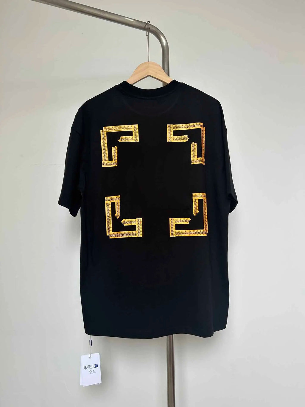 Unisex Oversize Arrow Logo T-Shirt - Hiphop Streetwear Fuzzy Print Cotton Tee | StepbyStepNow - StepByStepNow