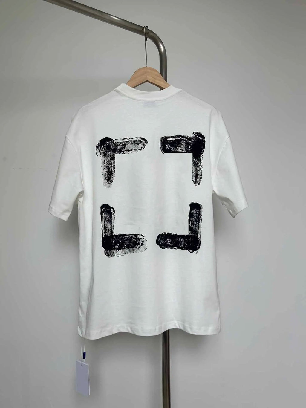 Unisex Oversize Arrow Logo T-Shirt - Hiphop Streetwear Fuzzy Print Cotton Tee | StepbyStepNow - StepByStepNow