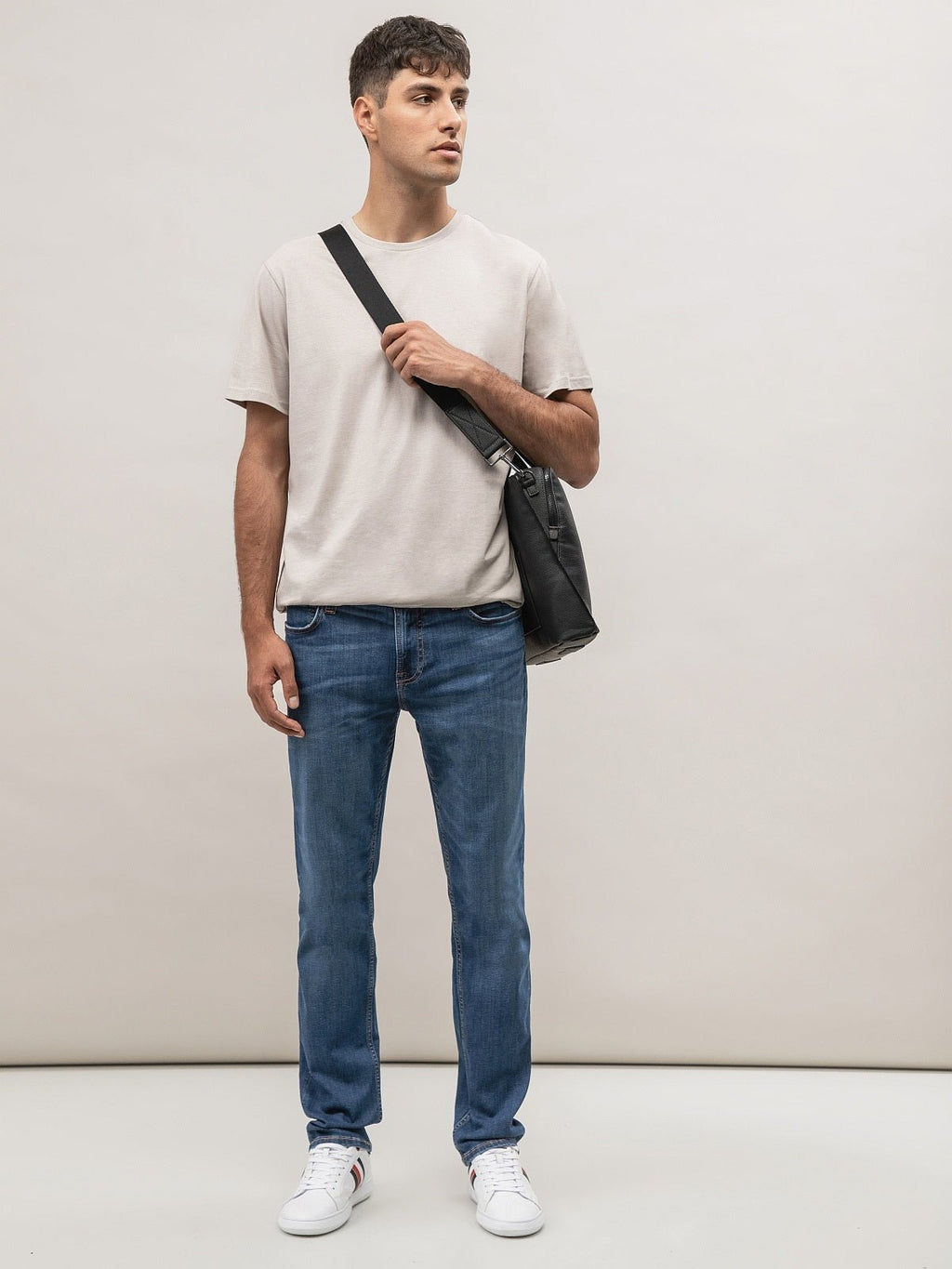 Vyriški marškinėliai - StepByStep